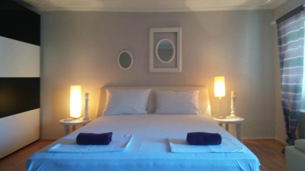 Apartment With Garden Hanja โมสตาร์ ภายนอก รูปภาพ